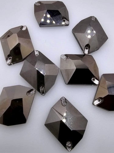 1000001946-1000×1334